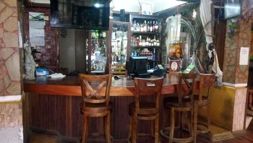 Bermuda Garden Hotel, Bar (on property)