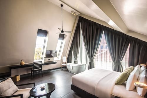 Anjali by Syphon, Room