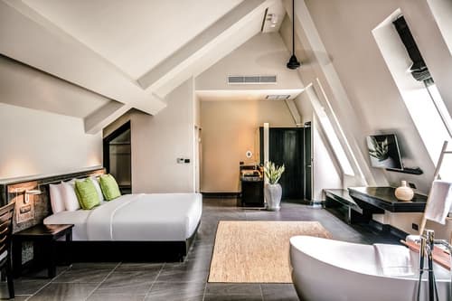 Anjali by Syphon, Room