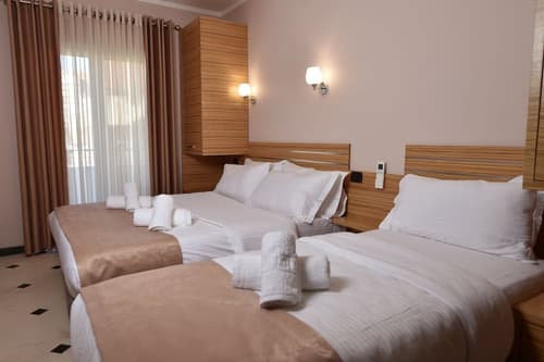 Hotel Pandora Residence, Room