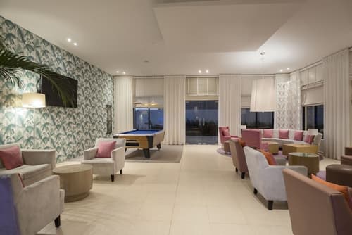 Hotel NYX Cancun All Inclusive, Lobby sitting area