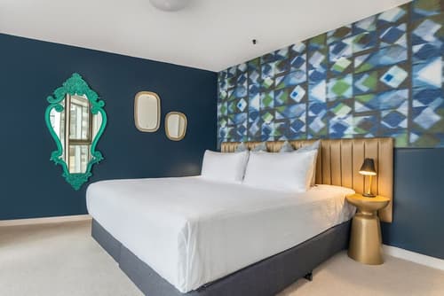 Quest Flemington Central, Room