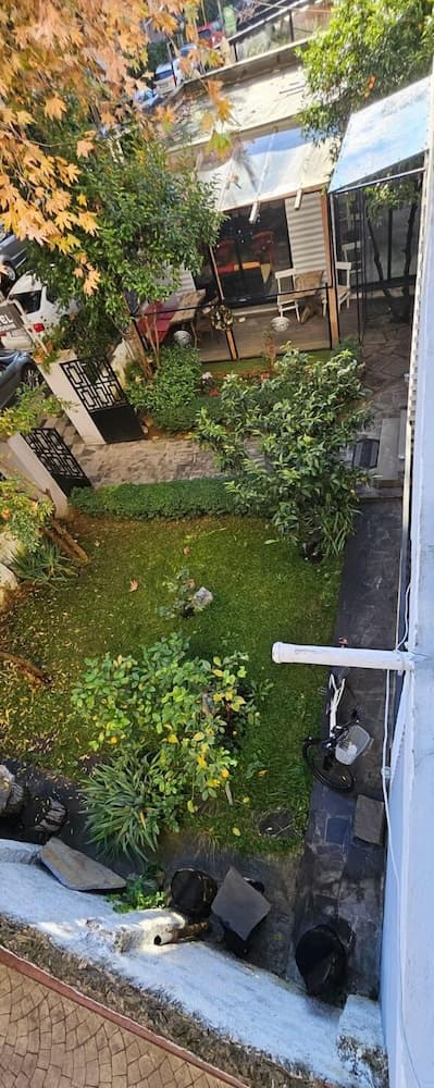 Hotel Antigone, Exterior