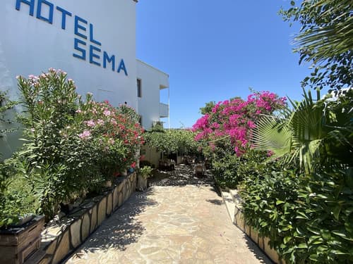 Hotel Sema, Room