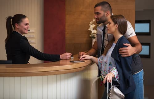 Hotel Kadmo by Aycon, Reception