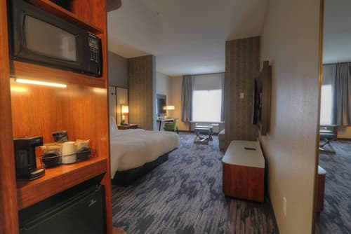 Fairfield Inn & Suites by Marriott Gatlinburg Downtown, Room