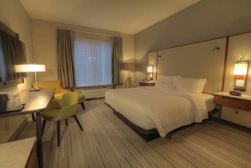Fairfield Inn & Suites by Marriott Gatlinburg Downtown, Room