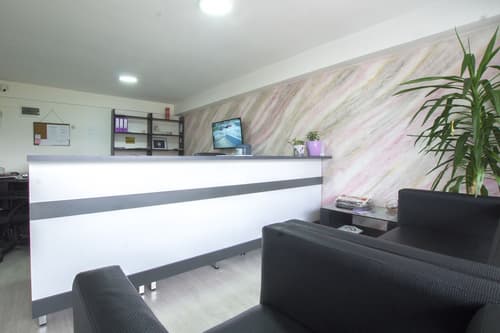 Astera Apart Hotel, Reception