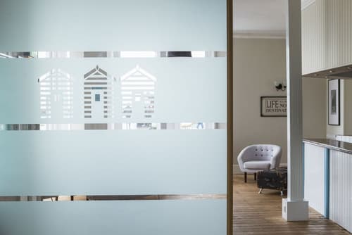 The Beach Hotel, Lobby