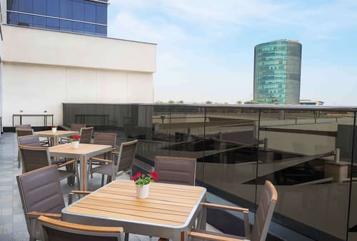 Hilton Garden Inn Al Khobar, Restaurant