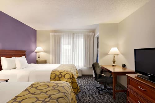Baymont by Wyndham Springfield I-44, Room
