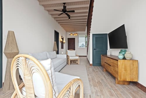Itz'ana Resort & Residences, Living area