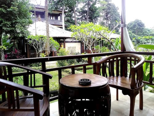 Astawa House, Primary image