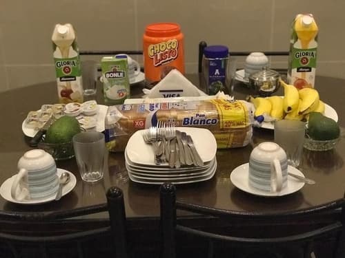 Lima House - Hostel, Food and drink