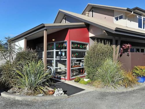 Mohua Motels, Reception