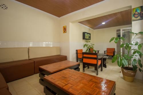 Dove Nest Lodge, Lobby