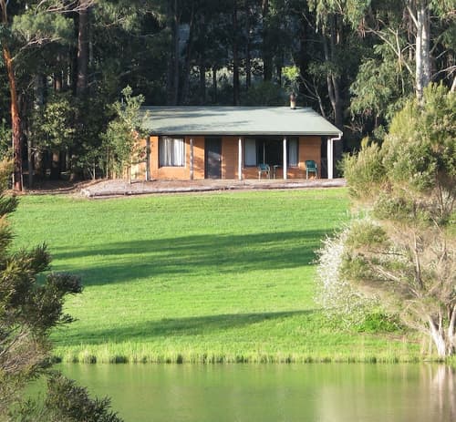 Pemberton Lake View Chalets, Primary image