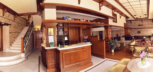 Hotel Elvetia, Reception