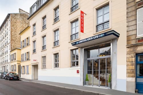 Hotel Des Lys, Front of property