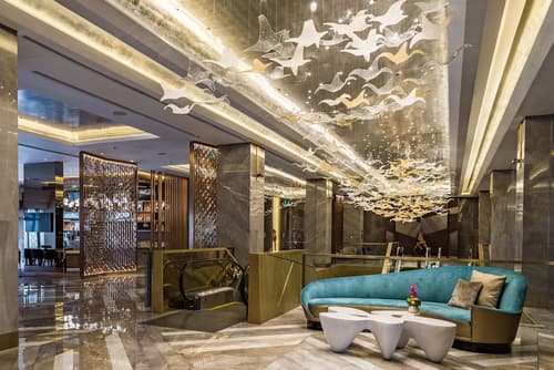 Hilton Manila Newport World Resorts, Lobby