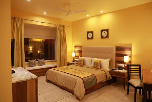 juSTa Sajjangarh Resort & Spa, Room