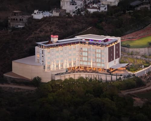 juSTa Sajjangarh Resort & Spa, Front of property