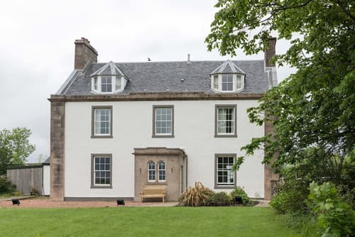 The Marmalade Hotel, Property grounds