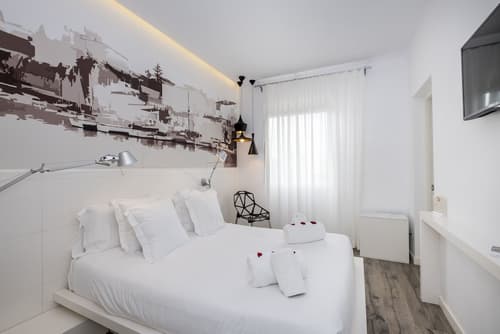 Hotel Abril 37, Room