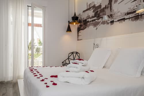 Hotel Abril 37, Room