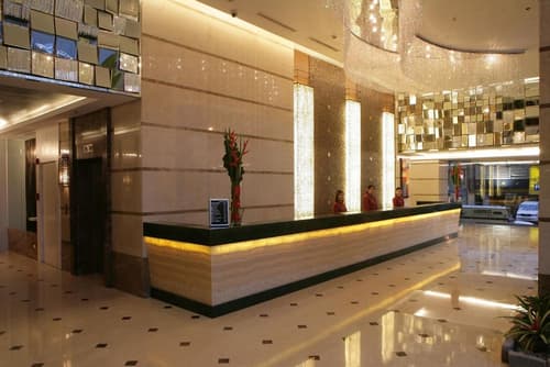 St Giles Makati, Reception