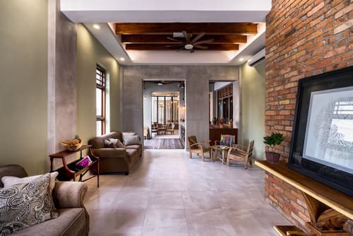 Treasures Hotel and Suites, Lobby