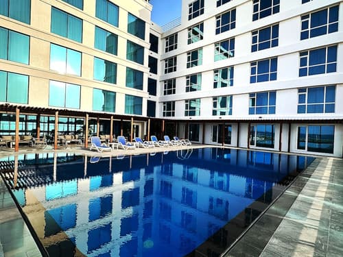 Surgrand Hotel, Primary image