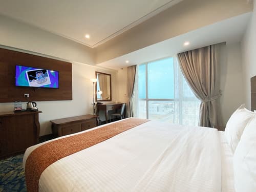 Surgrand Hotel, Room