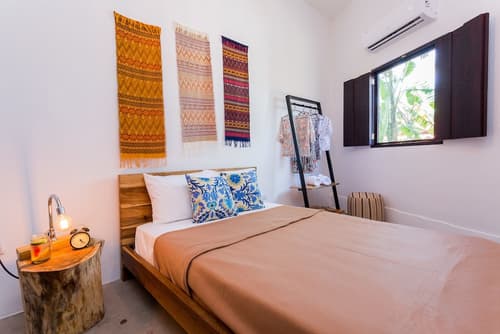 Socialtel Maderas, Room