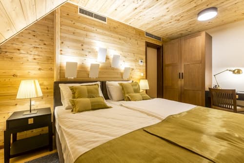 Fenomen Plitvice, Room