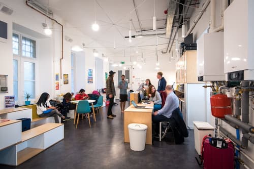 Avenue Hostel, Lobby sitting area