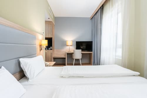 Akeah Verdi Budapest, Room