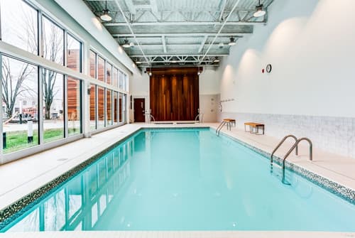 OTL Gouverneur Saguenay, Indoor pool