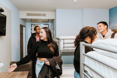 Rotterdam Teleport Hotel, Room