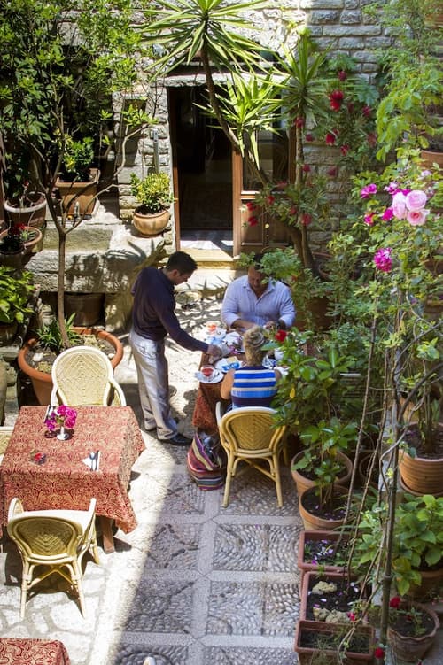 Hotel Elimo, Terrace/patio