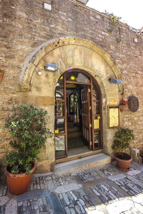 Hotel Elimo, Primary image