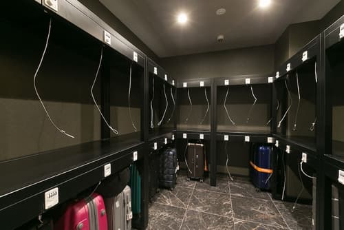 Hotel Oriental Express Osaka Shinsaibashi, Lockers