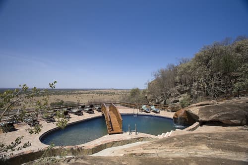 Lobo Wildlife Lodge, Primary image