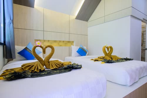 Charming Lipe Beach Resort, Room