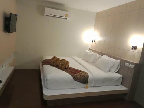 Charming Lipe Beach Resort, Room