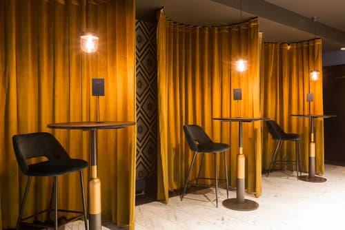 The James Hotel Rotterdam, Reception