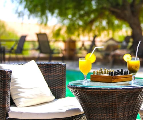 Thousand Nights Camp, Lobby