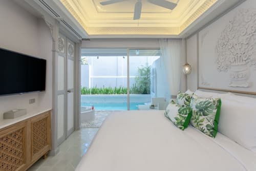 The Inside House, Room