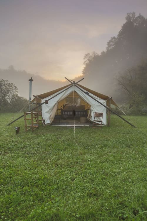 Under Canvas Great Smoky Mountains, Room