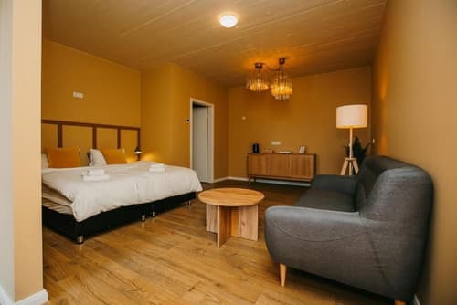 Guesthouse Hill, Room